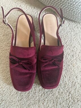 Ivy City Co Burgundy Velvet Loafers Size 8.5